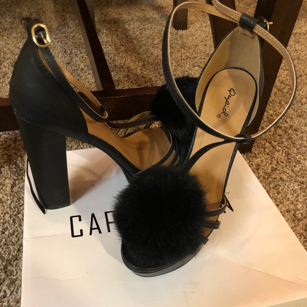 Puff Ball Pumps
